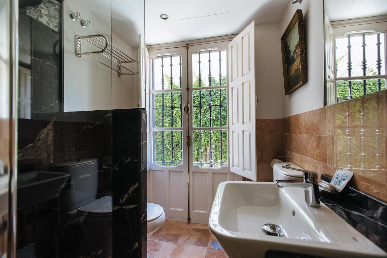 Vidrio Suite Apartment Sevilla Exterior foto